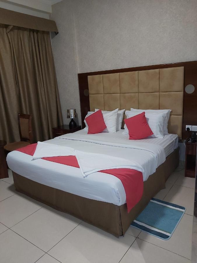 Bliss Hotel Dubaï Extérieur photo
